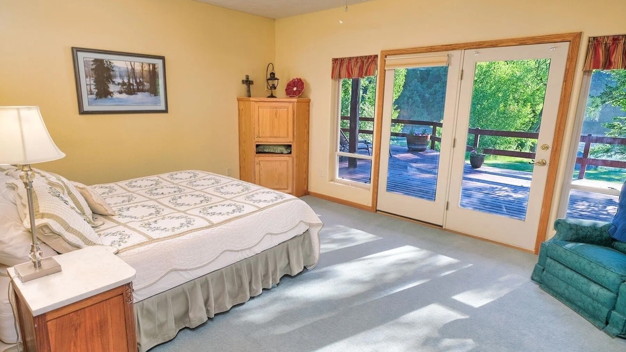 Photo of Bedroom in Palisades