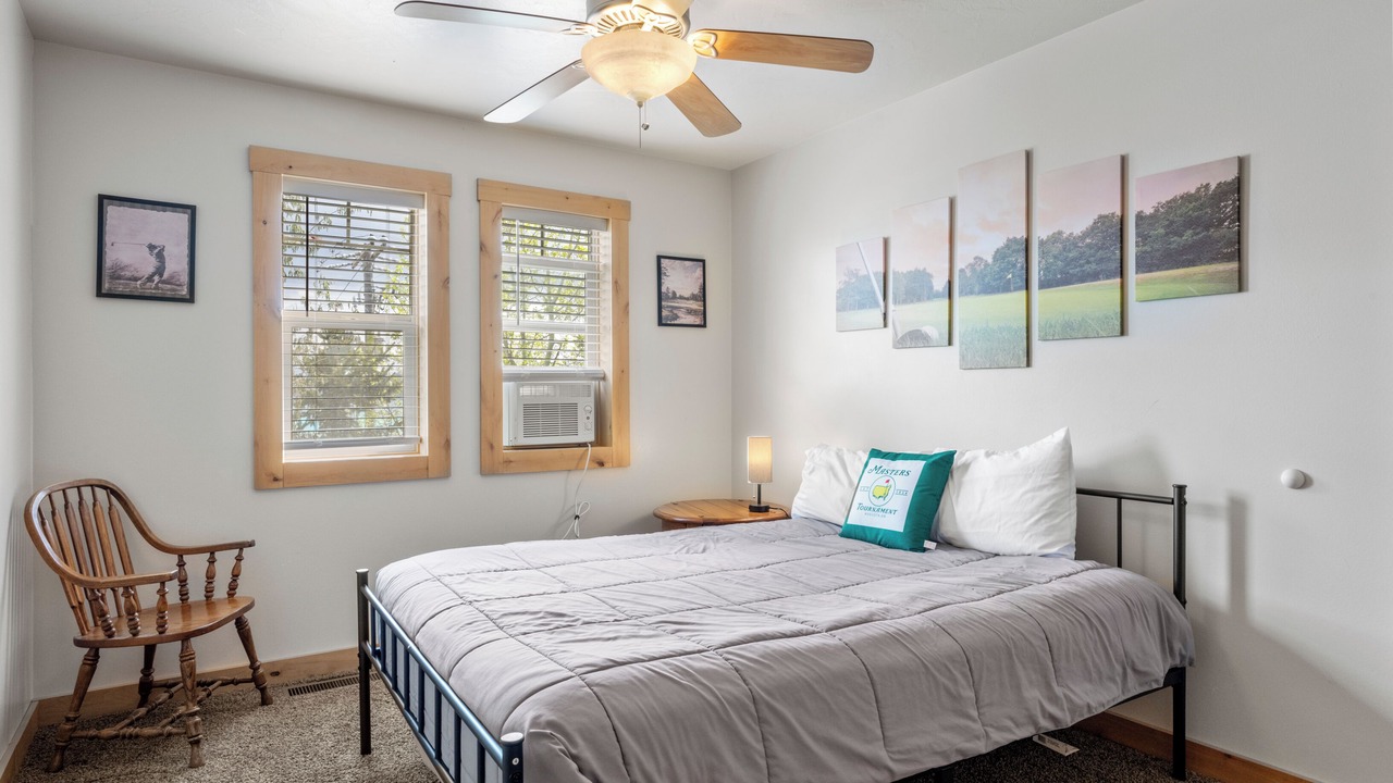 Photo of Bedroom in Harbor Village