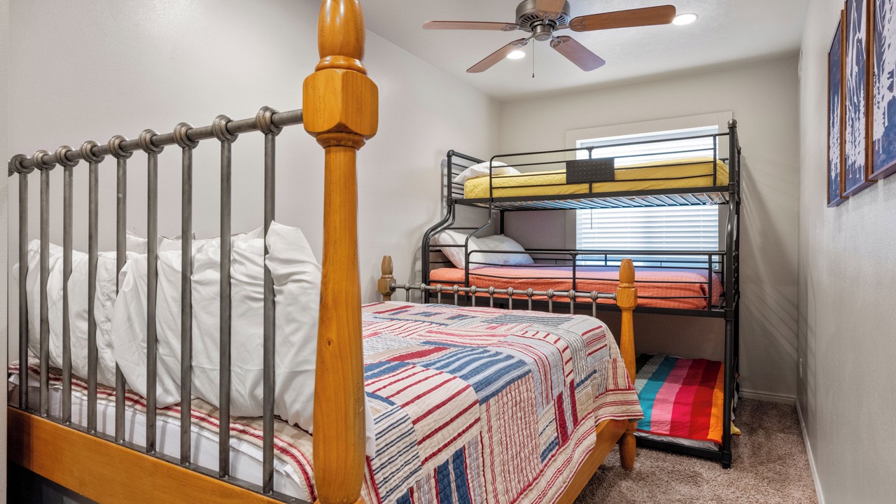 Photo of Bedroom in Harbor Village