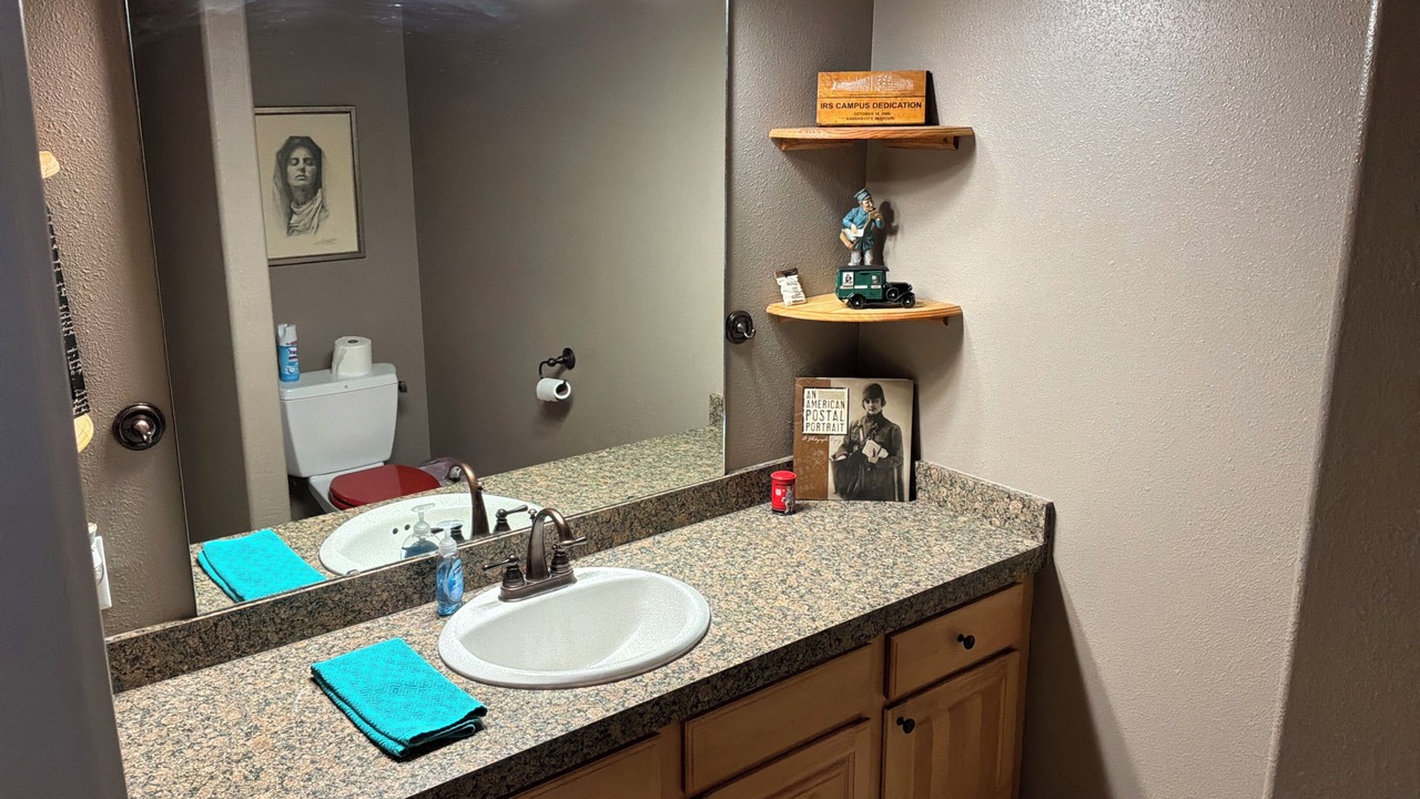 Photo of Bathroom in Buhl