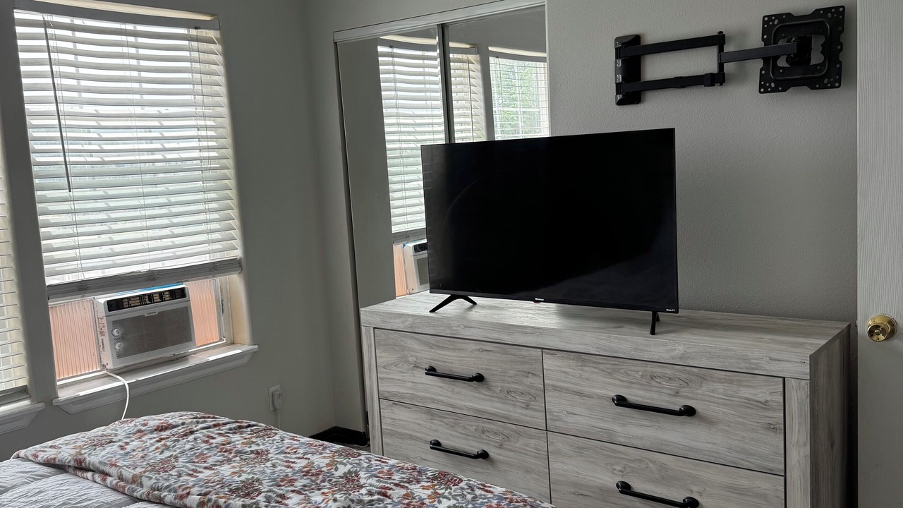 Photo of Bedroom in Chubbuck