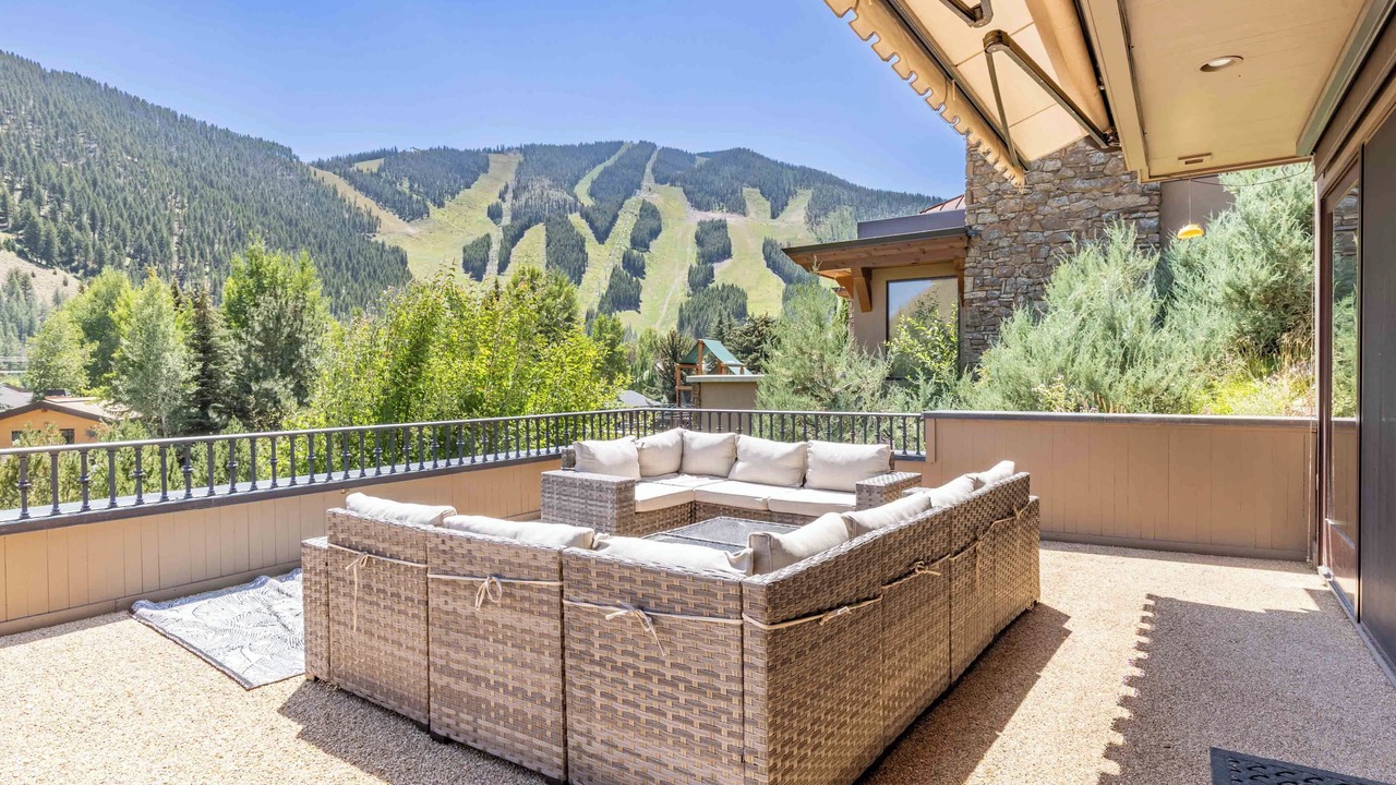 Photo of Patio Balcony in Warm Springs
