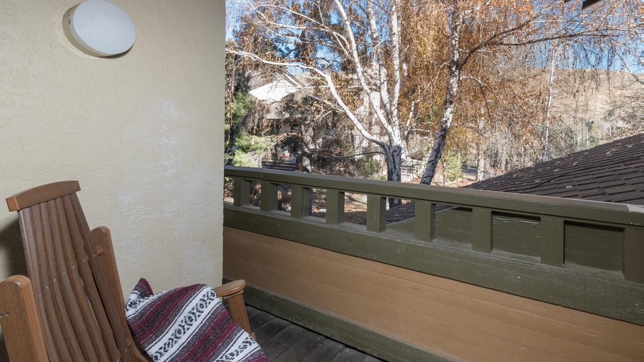 Photo of Patio Balcony in Elkhorn