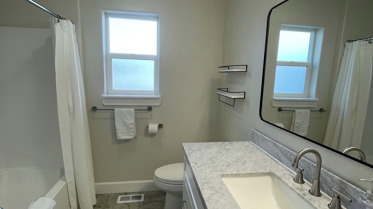 Photo of Bathroom in Twin Falls County