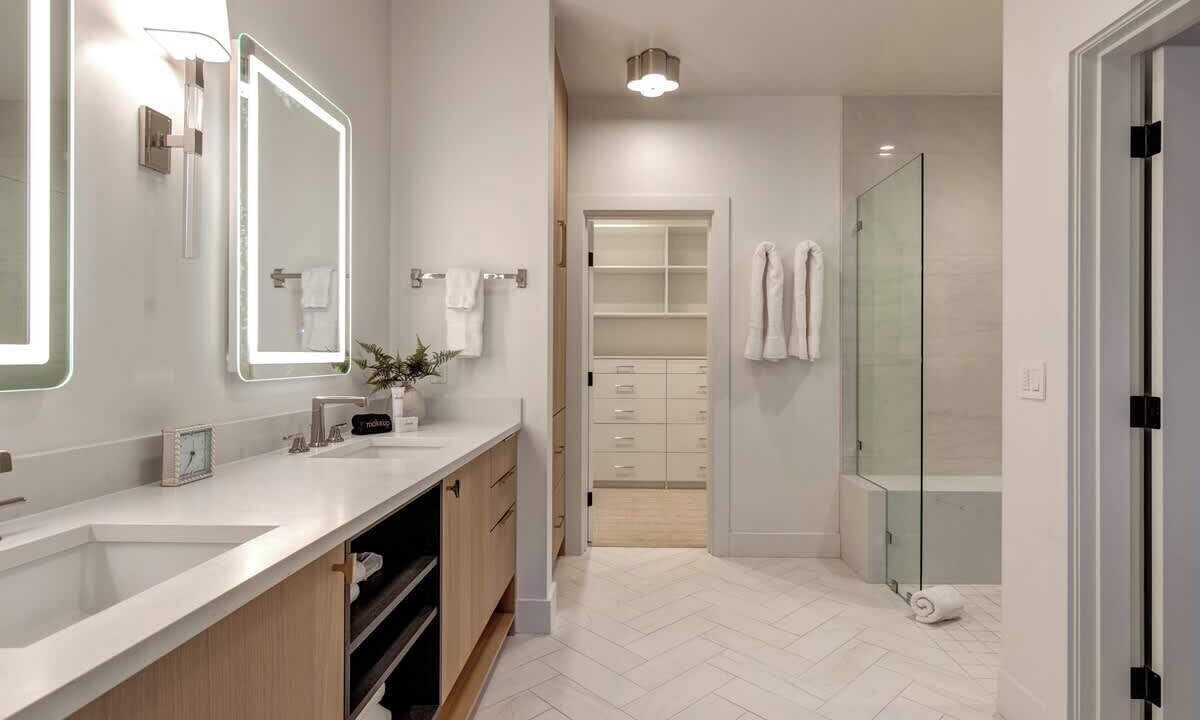 Photo of Bathroom in Warm Springs