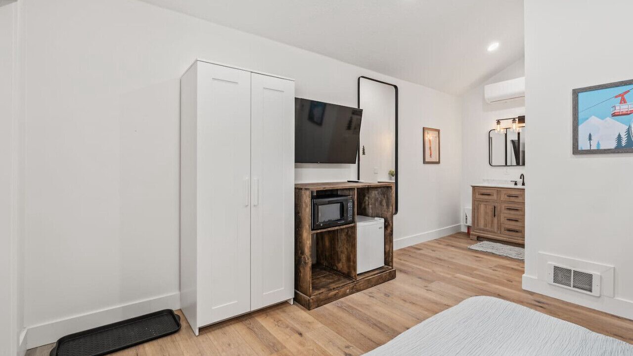 Photo of Bedroom in St. Charles