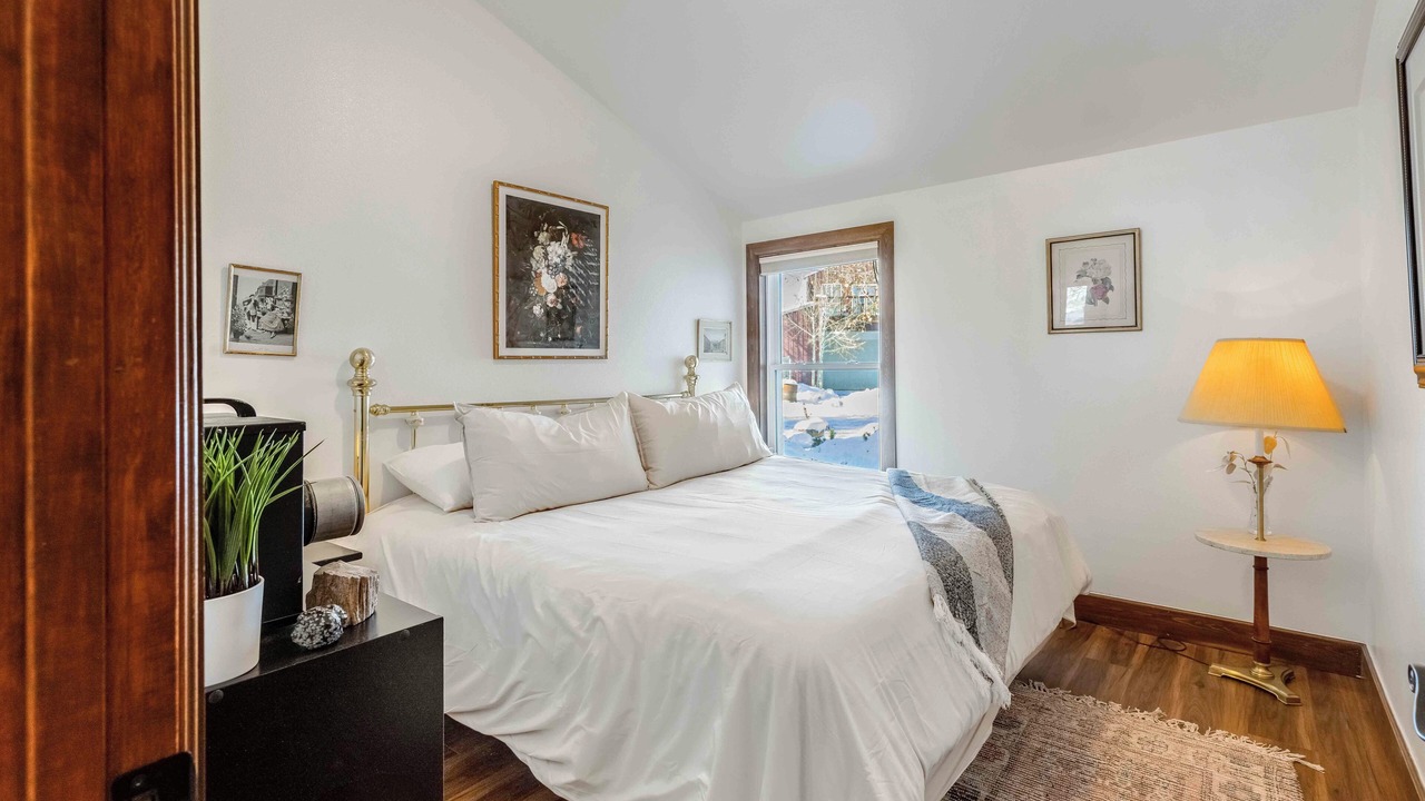 Photo of Bedroom in Camas County