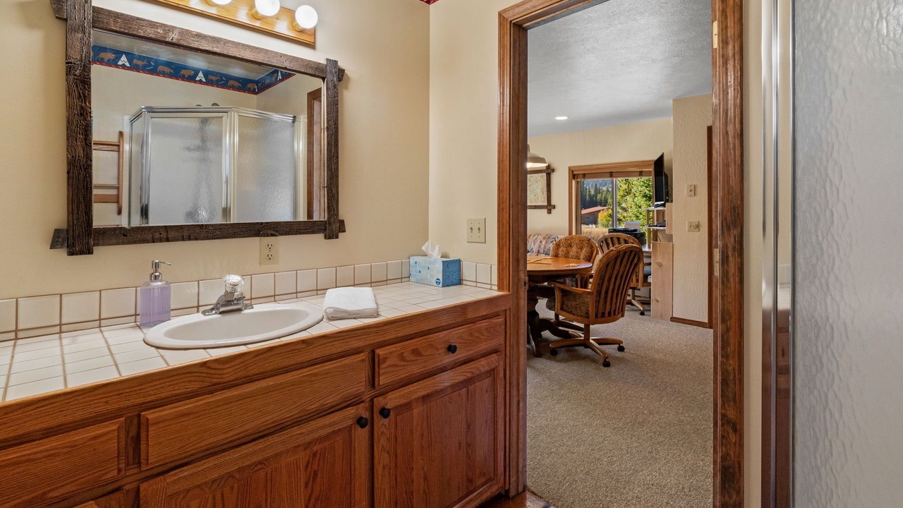 Photo of Bathroom in Lazy Acres