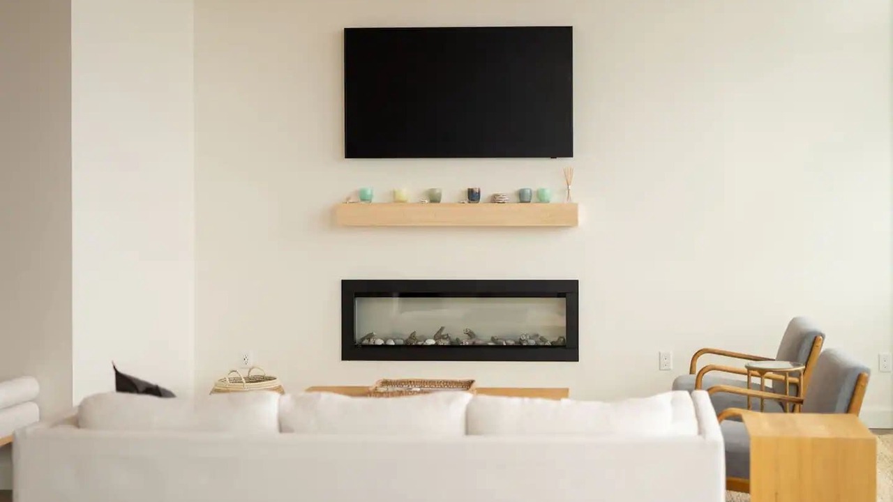 Photo of Livingroom in Rollingbay