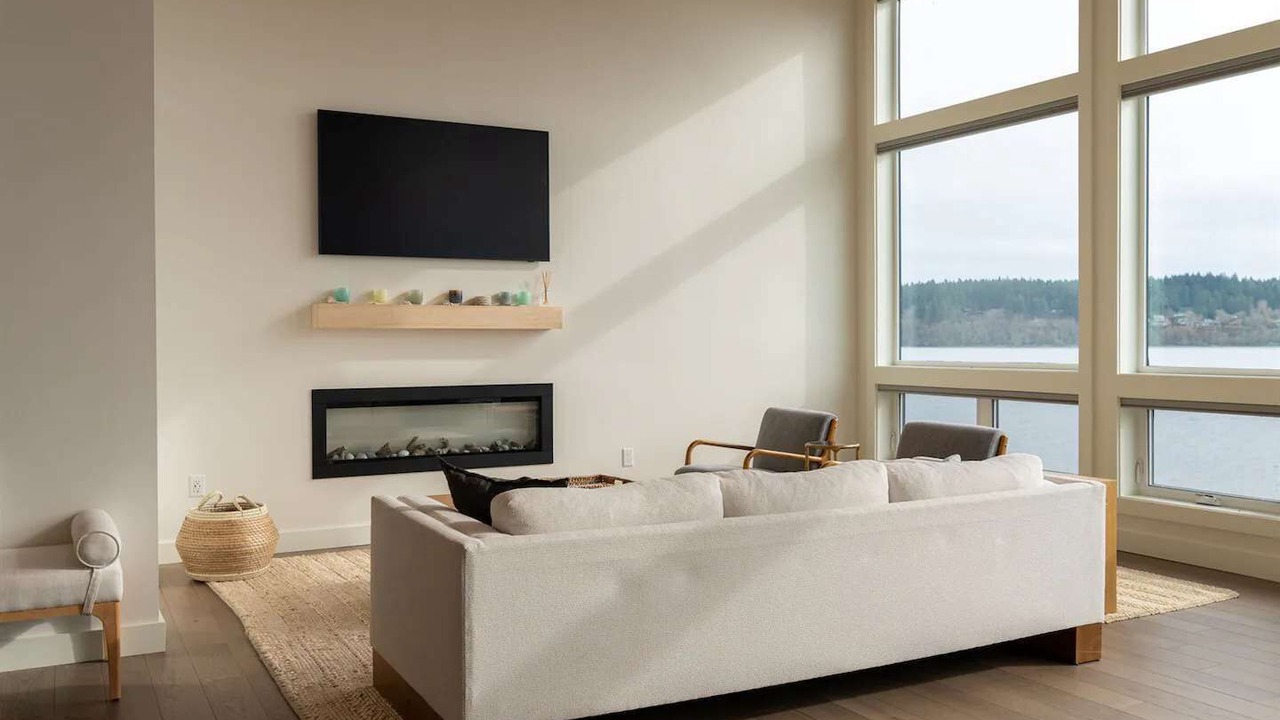 Photo of Livingroom in Rollingbay