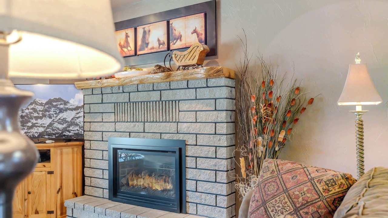 Photo of Livingroom in West Yellowstone