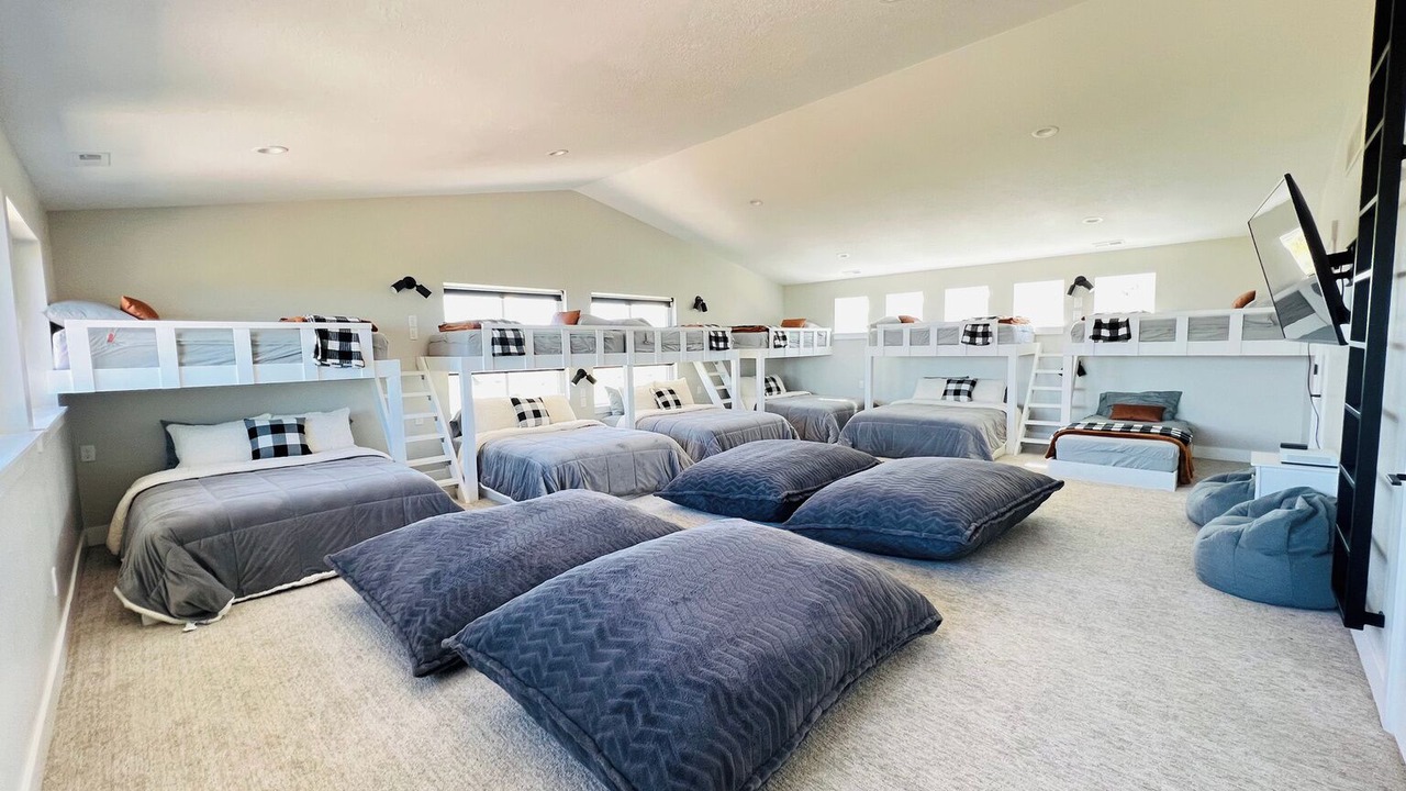 Photo of Bedroom in Sweetwater