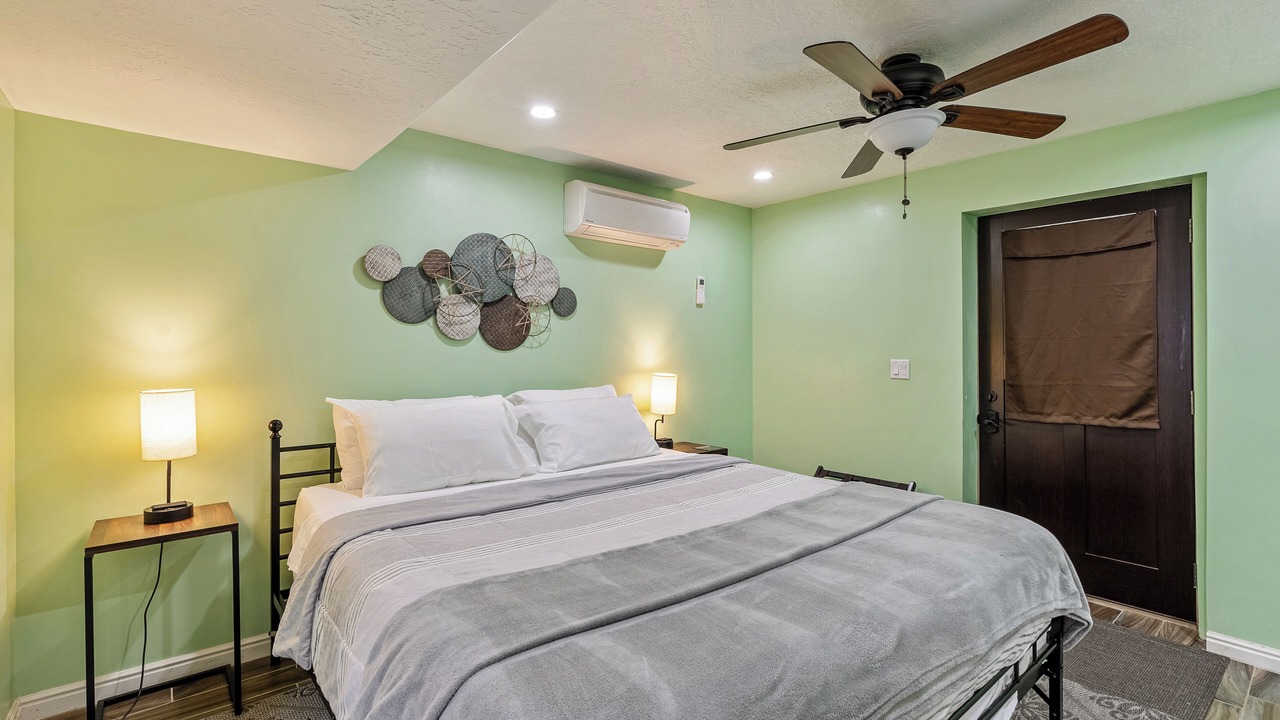 Photo of Bedroom in Layton