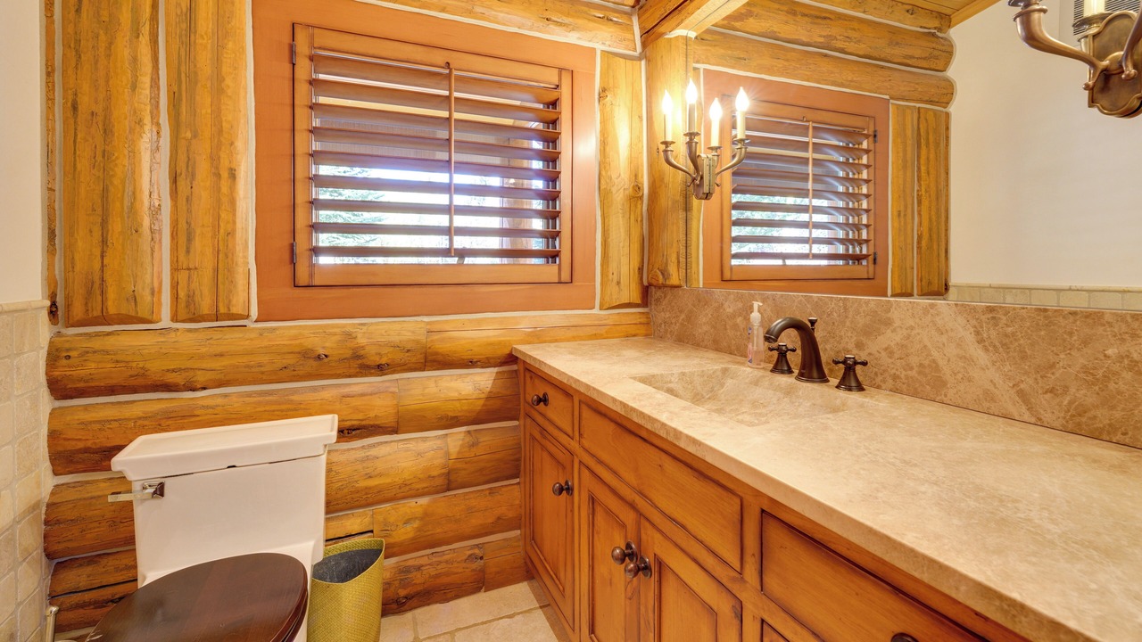 Photo of Bathroom in Weyyakin Ranch