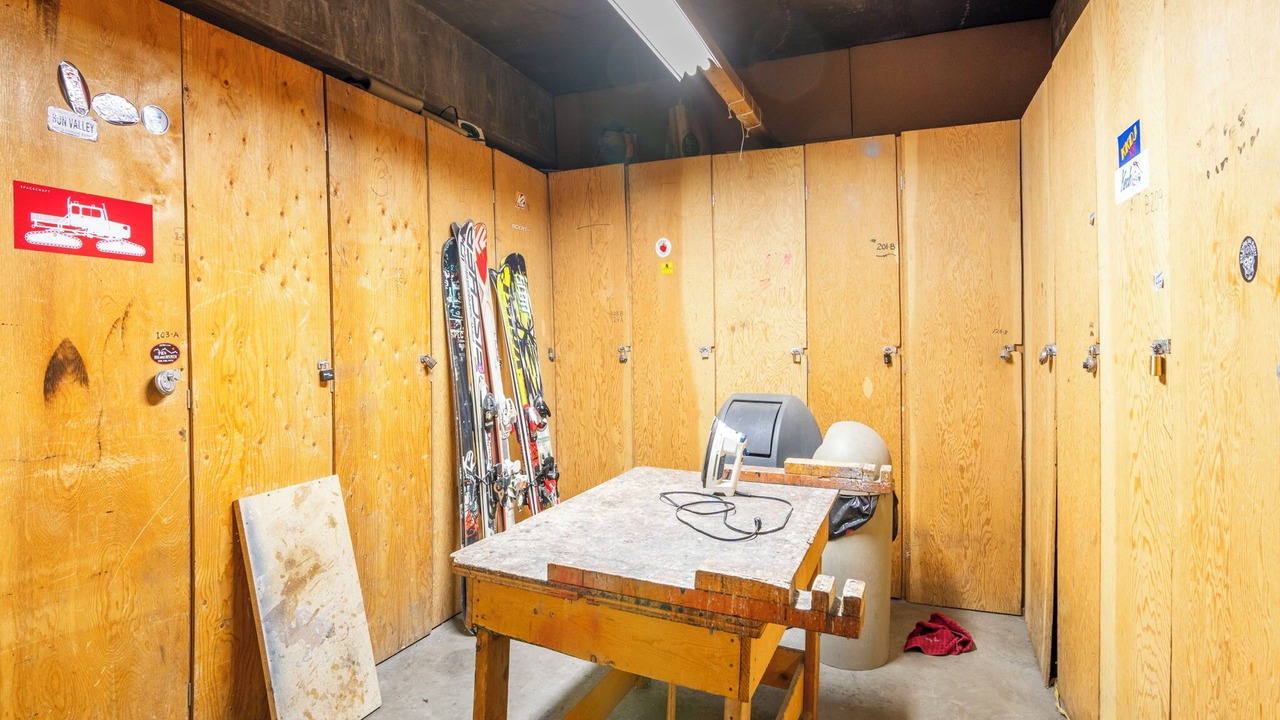 Photo of Bedroom in Warm Springs