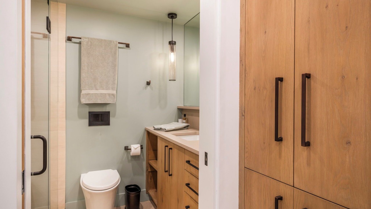 Photo of Bathroom in Warm Springs