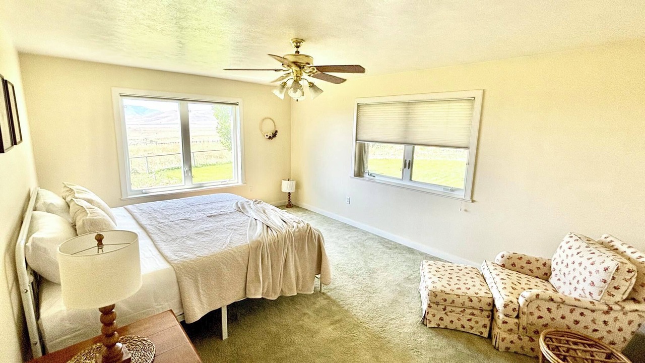 Photo of Bedroom in Holbrook
