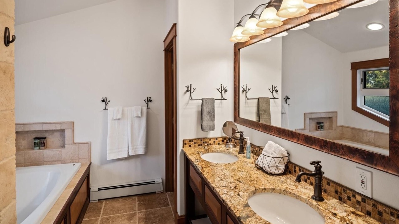 Photo of Bathroom in Sandpoint