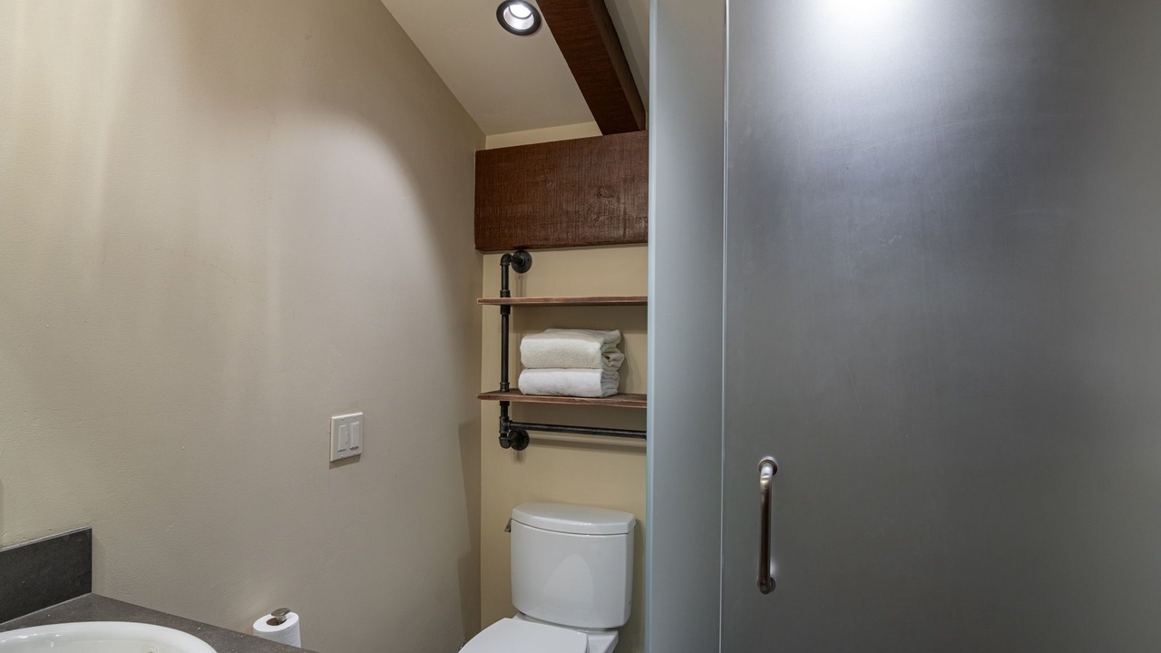 Photo of Bathroom in Elkhorn