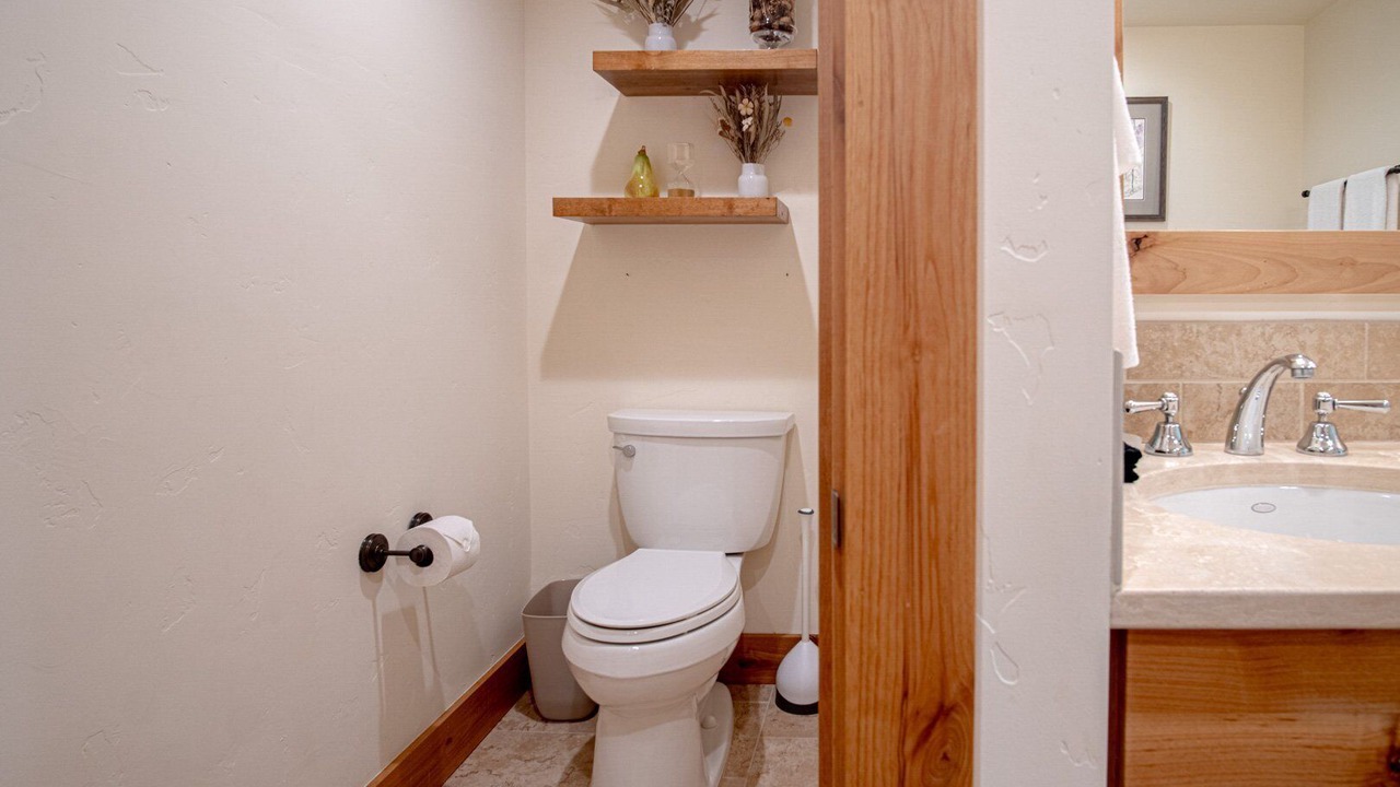 Photo of Bathroom in Elkhorn Village