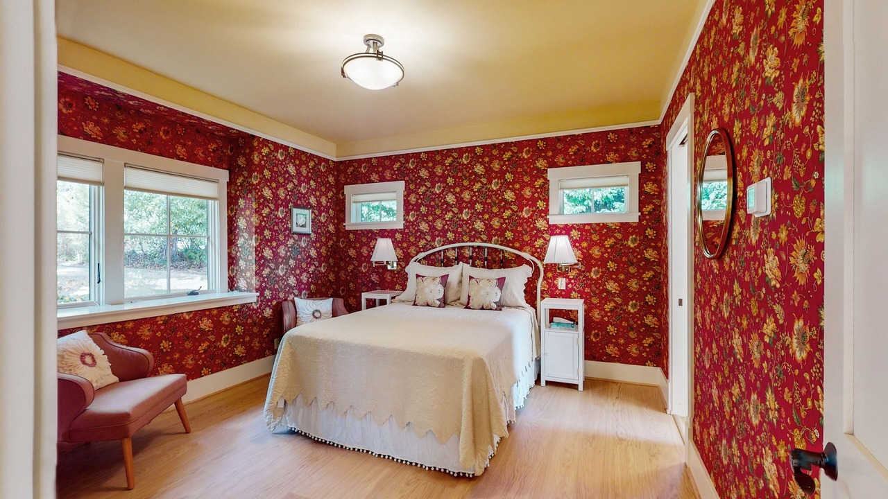Photo of Bedroom in Bainbridge Island