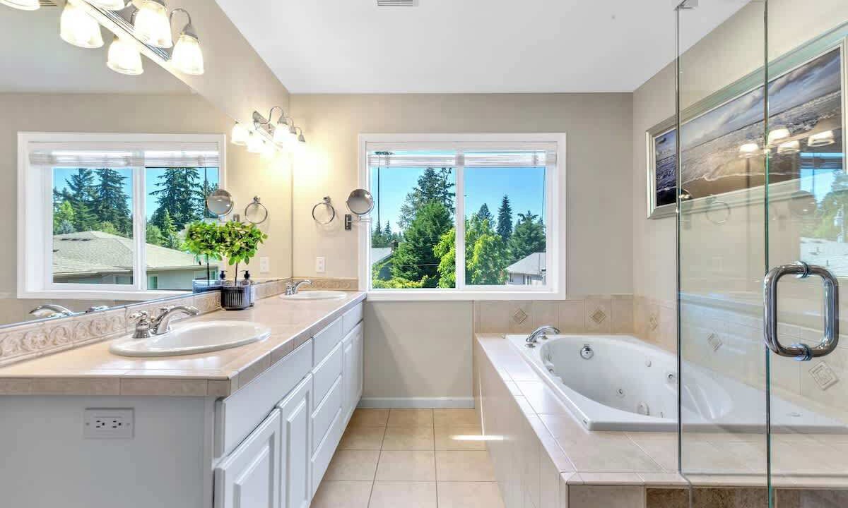 Photo of Bathroom in Kirkland