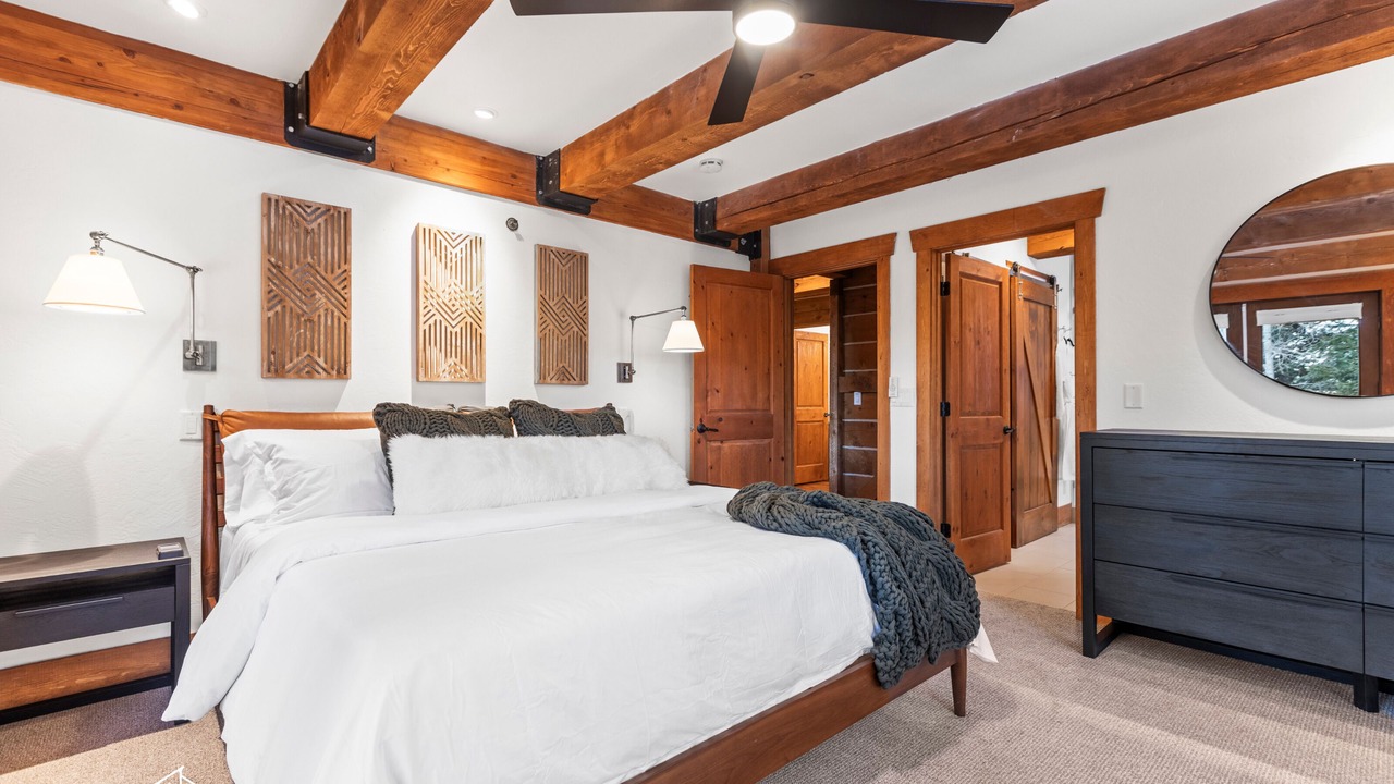 Photo of Bedroom in Tollgate Canyon