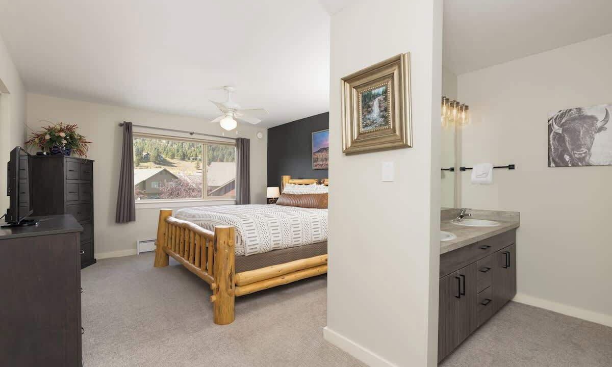 Photo of Bedroom in Big Sky