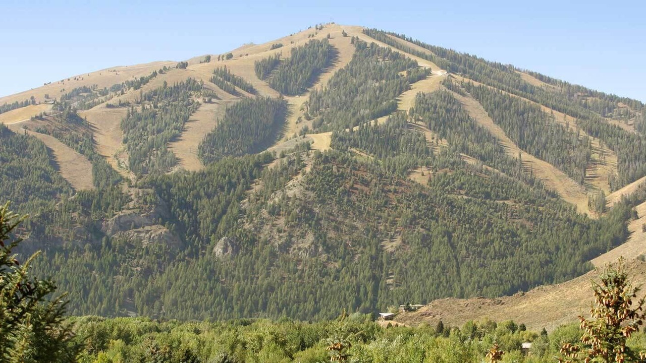 Photo of Others in Elkhorn Village