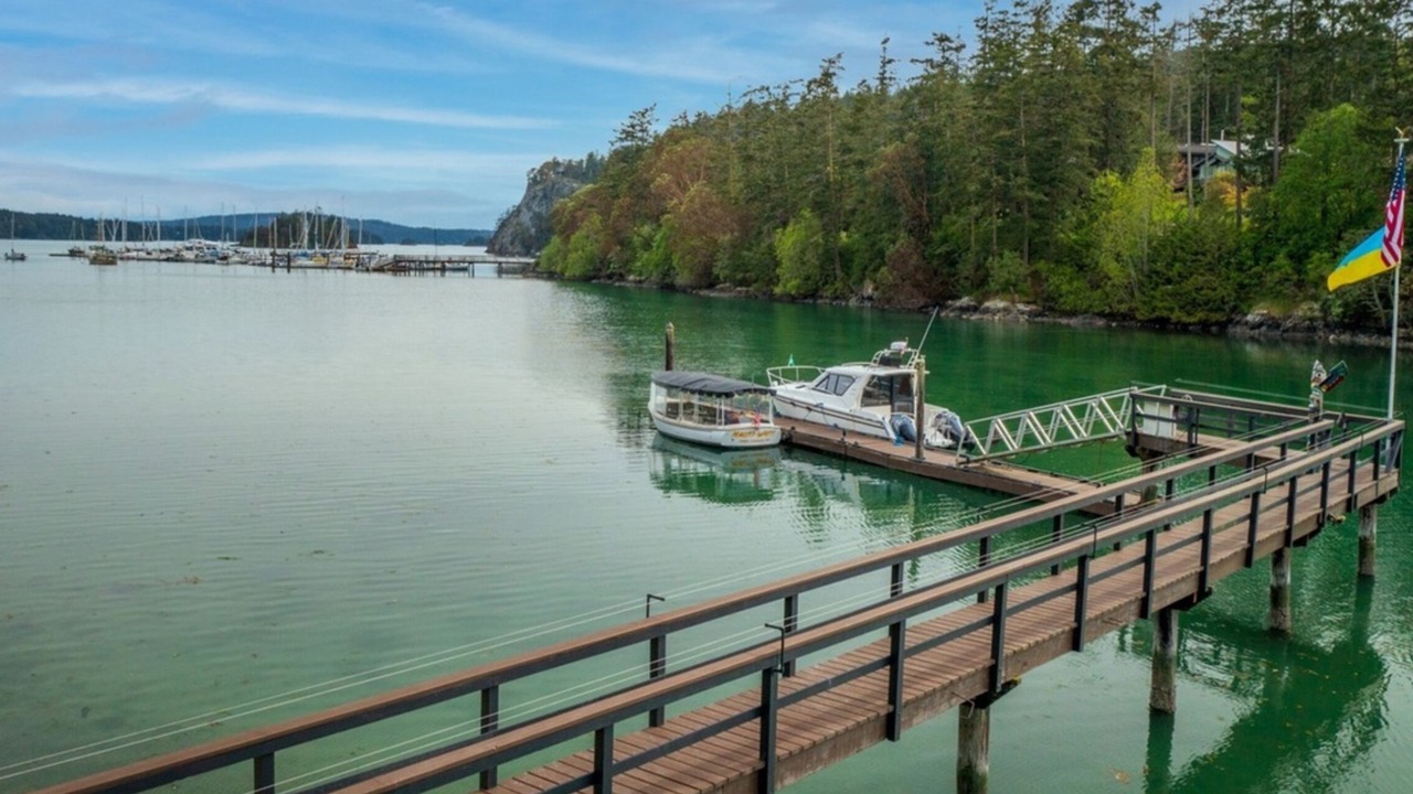 Photo of Others in Deer Harbor