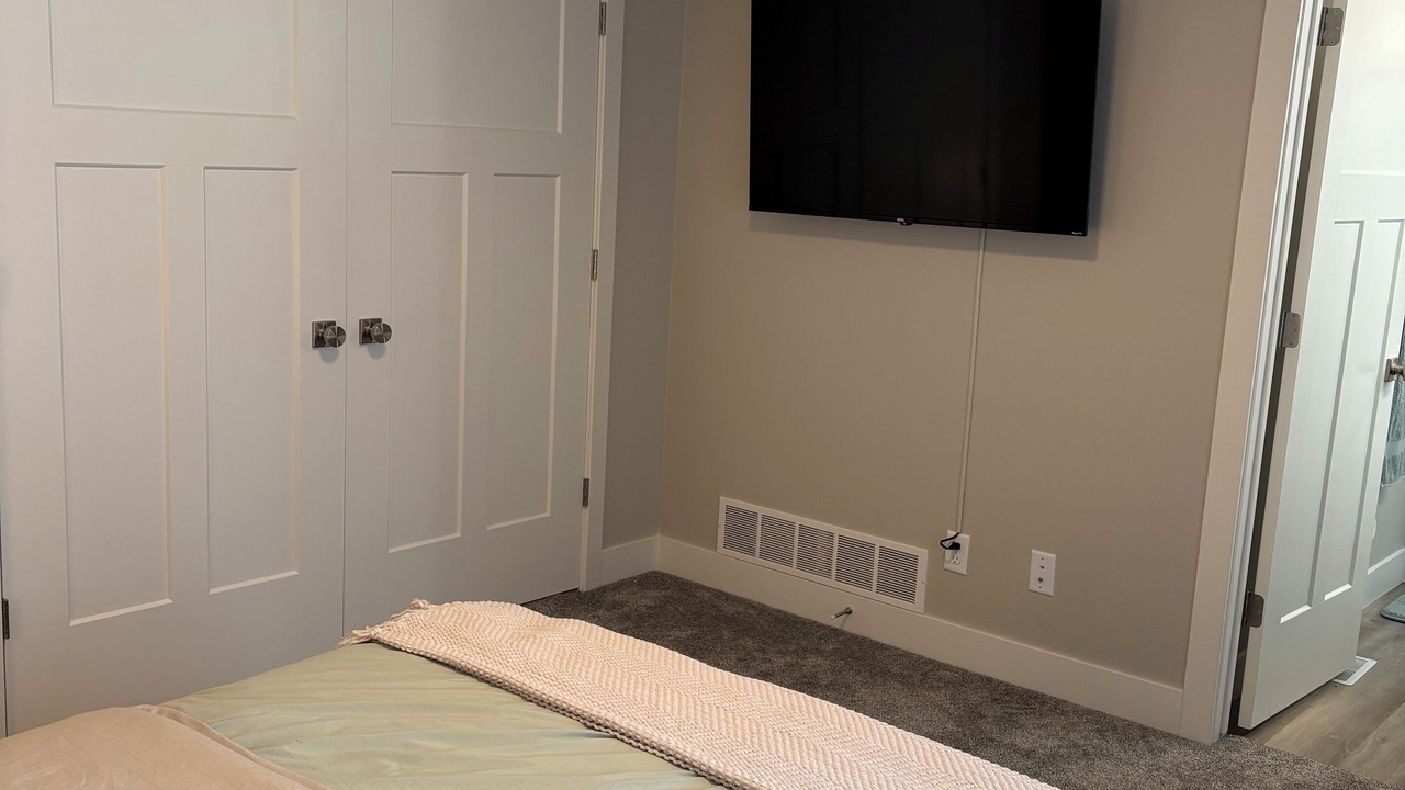 Photo of Bedroom in Victor
