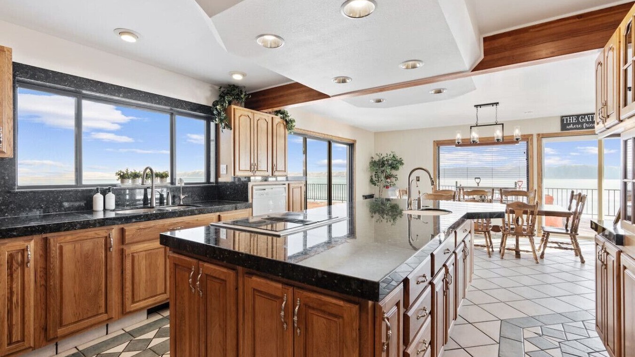 Photo of Kitchen in Harbor Village