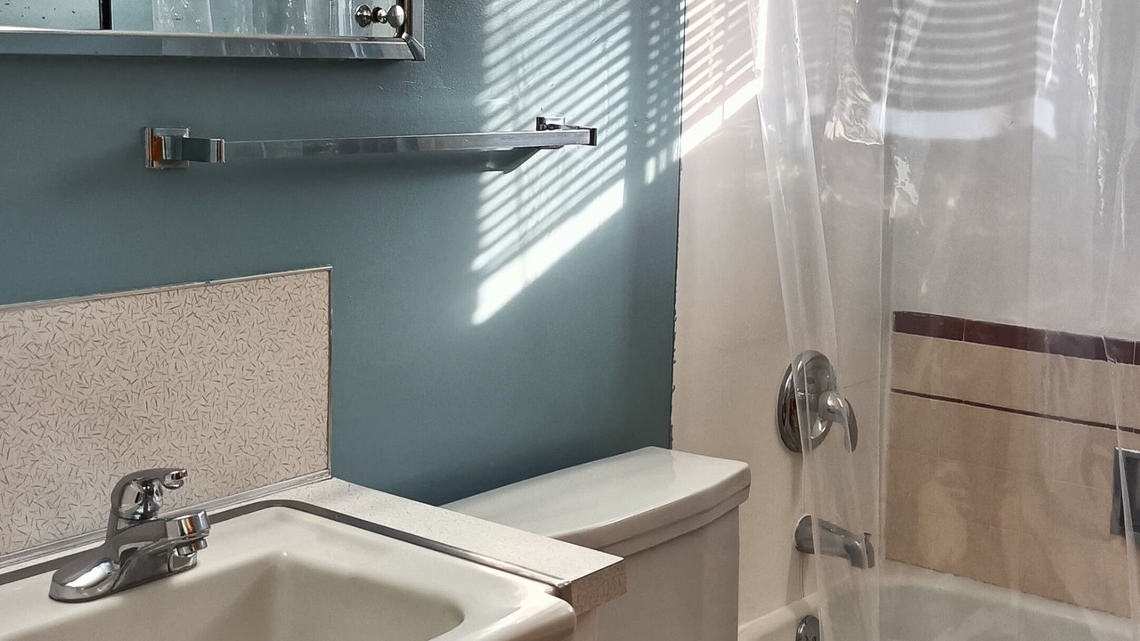 Photo of Bathroom in Riverdale