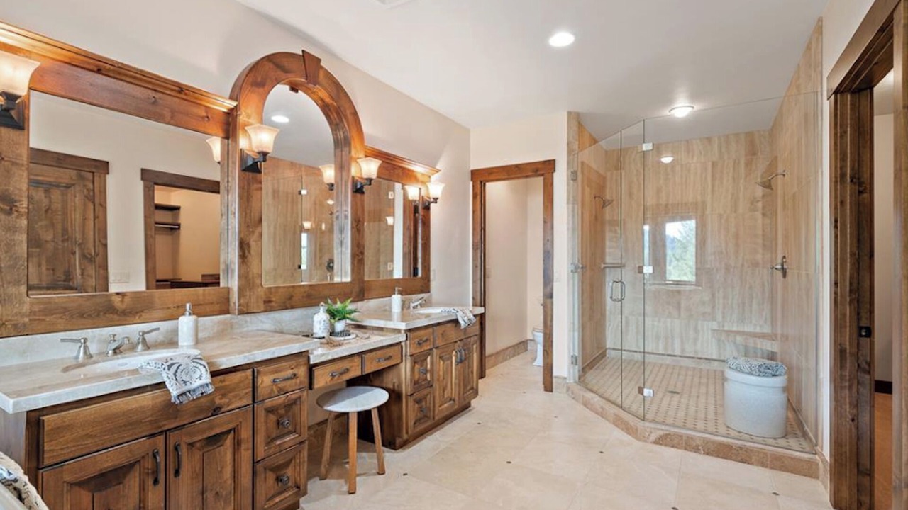 Photo of Bathroom in Tamarack Resort