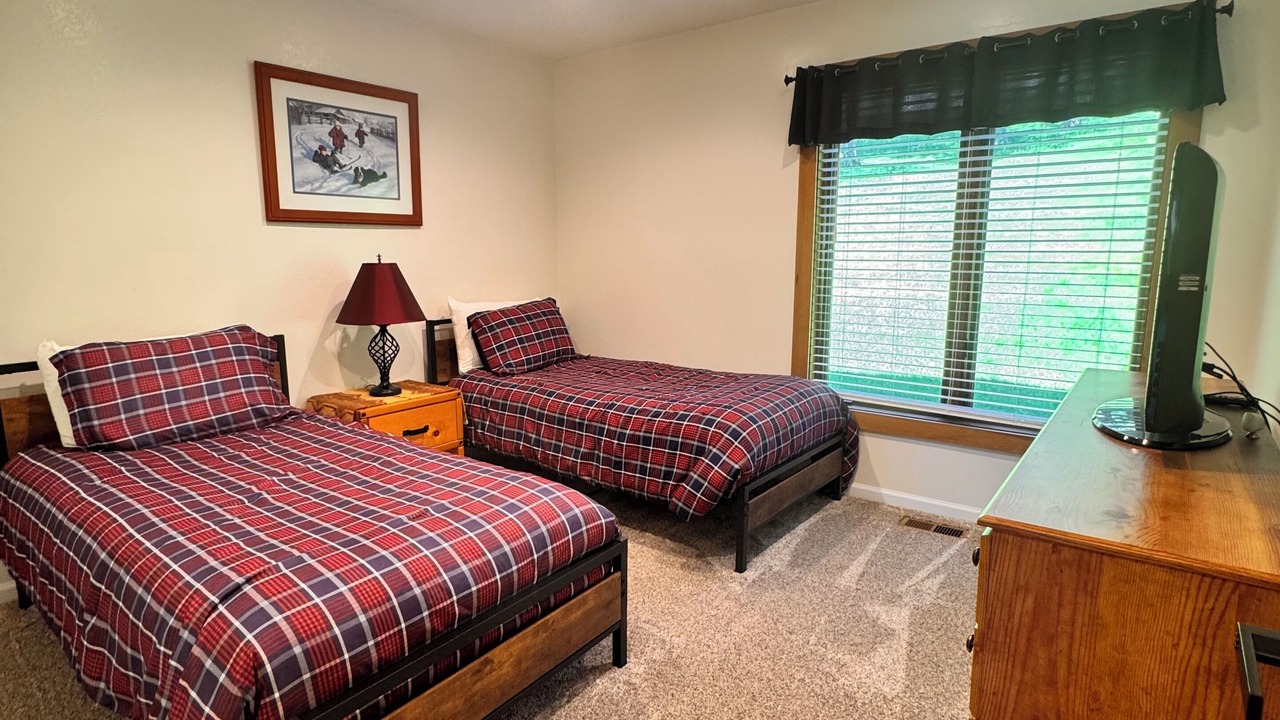 Photo of Bedroom in Elkhorn Village