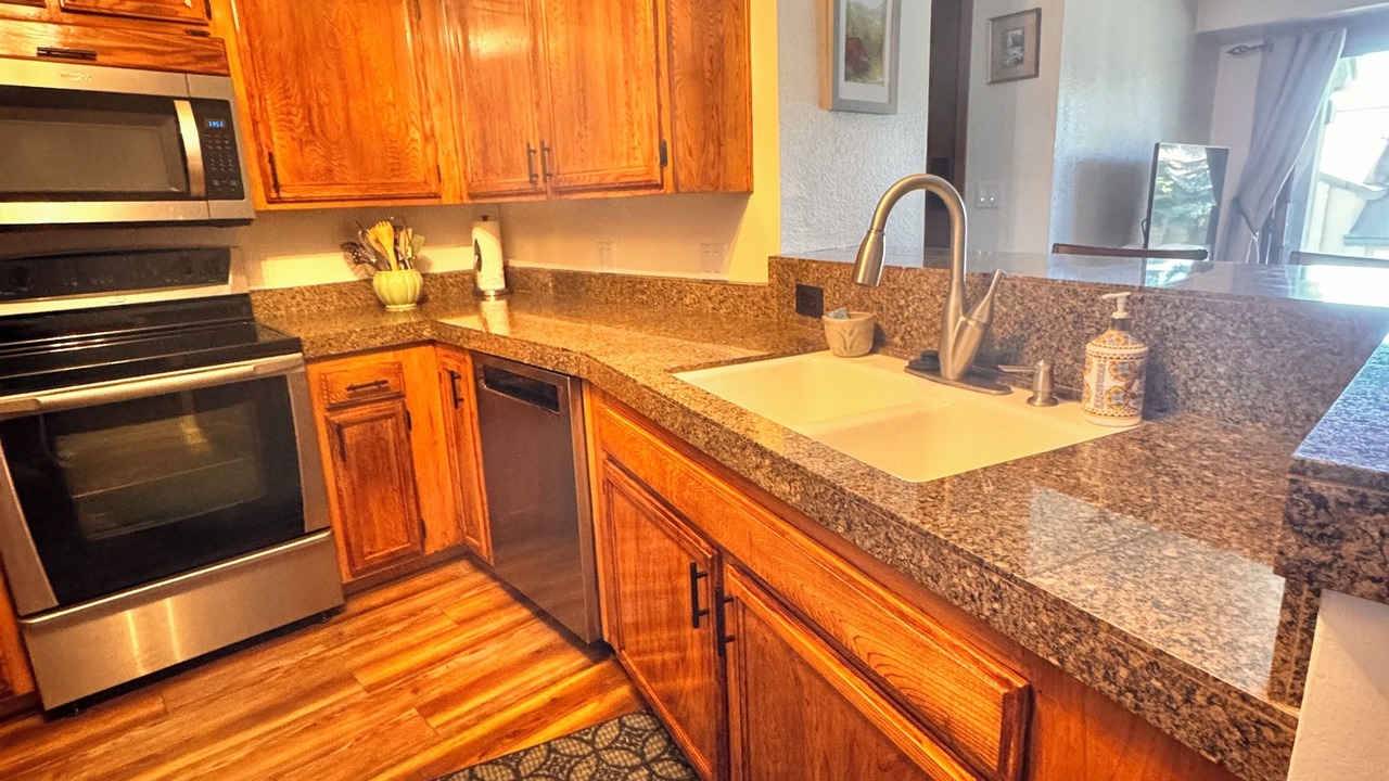 Photo of Kitchen in Elkhorn Village