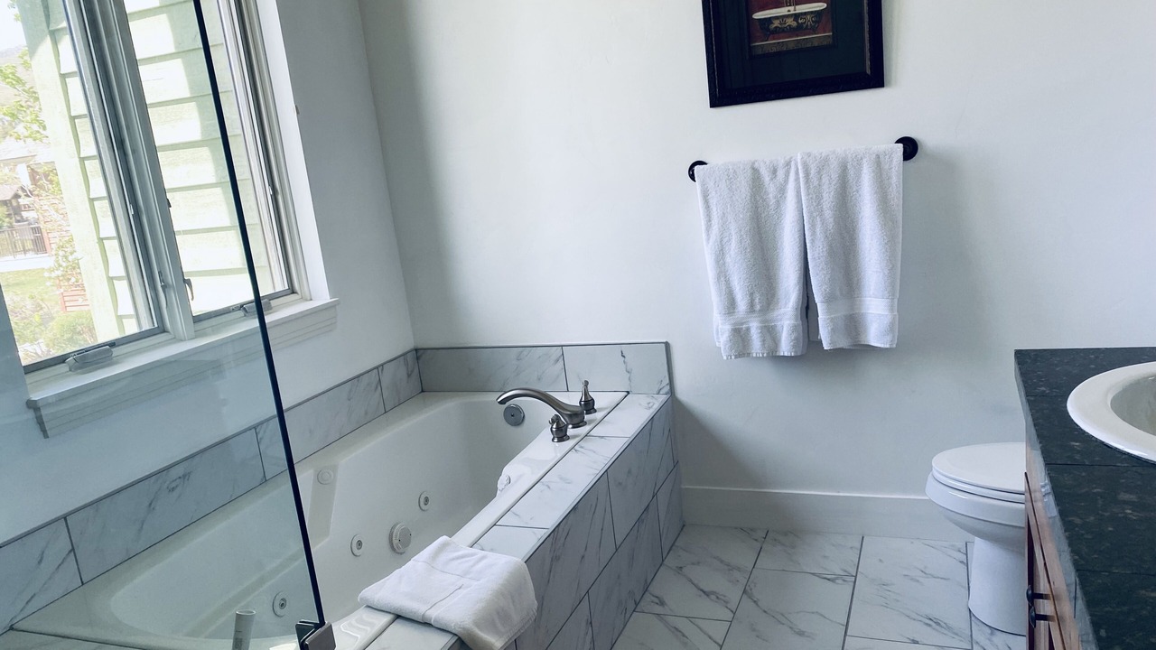 Photo of Bathroom in Eden