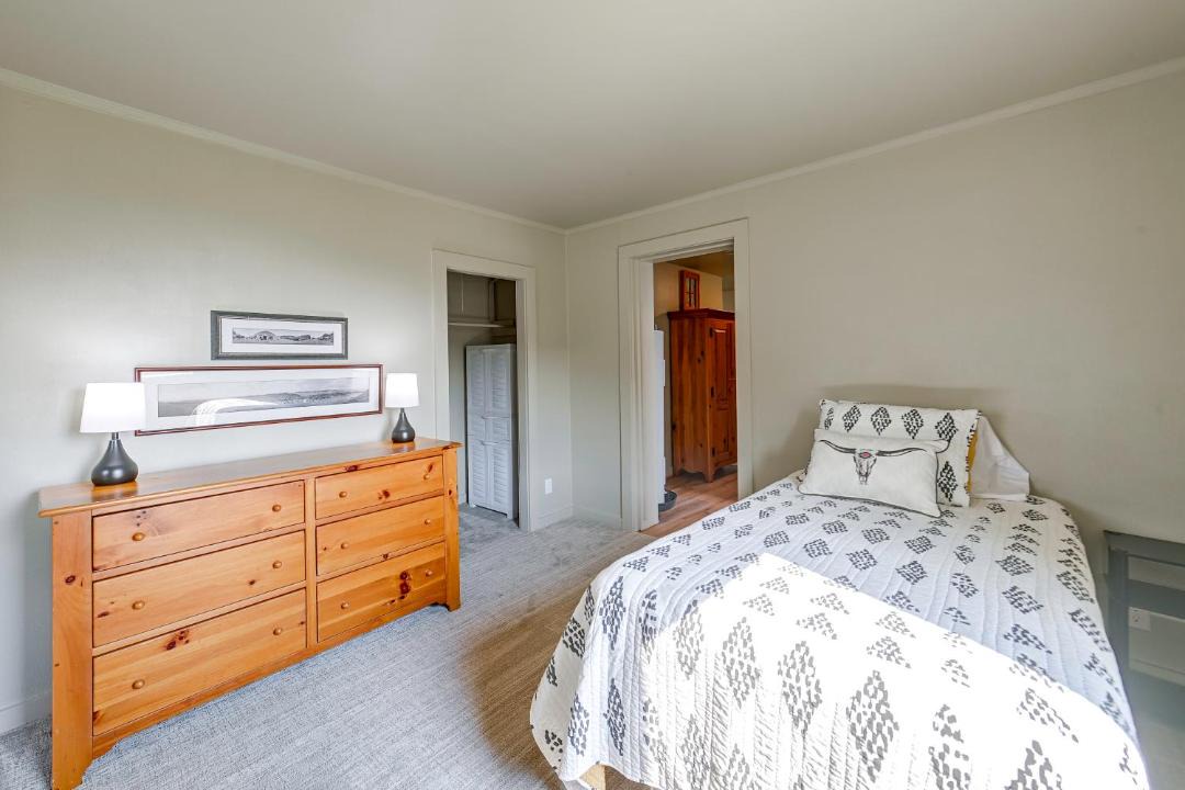 Photo of Bedroom in Absarokee