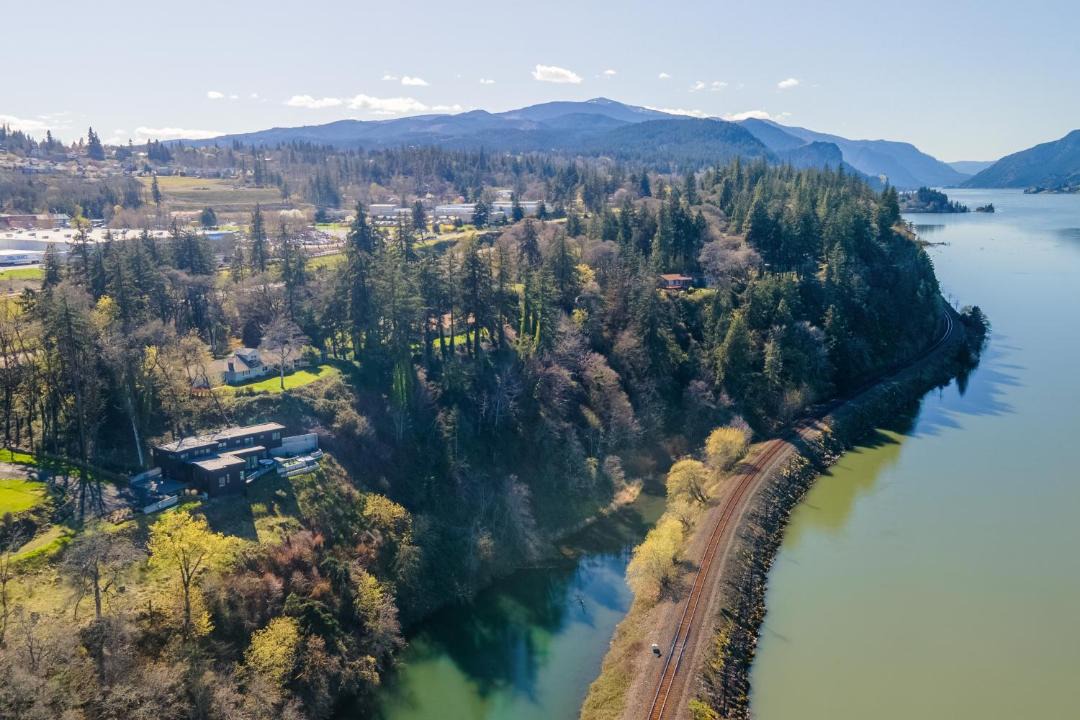 Photo of Others in Hood River