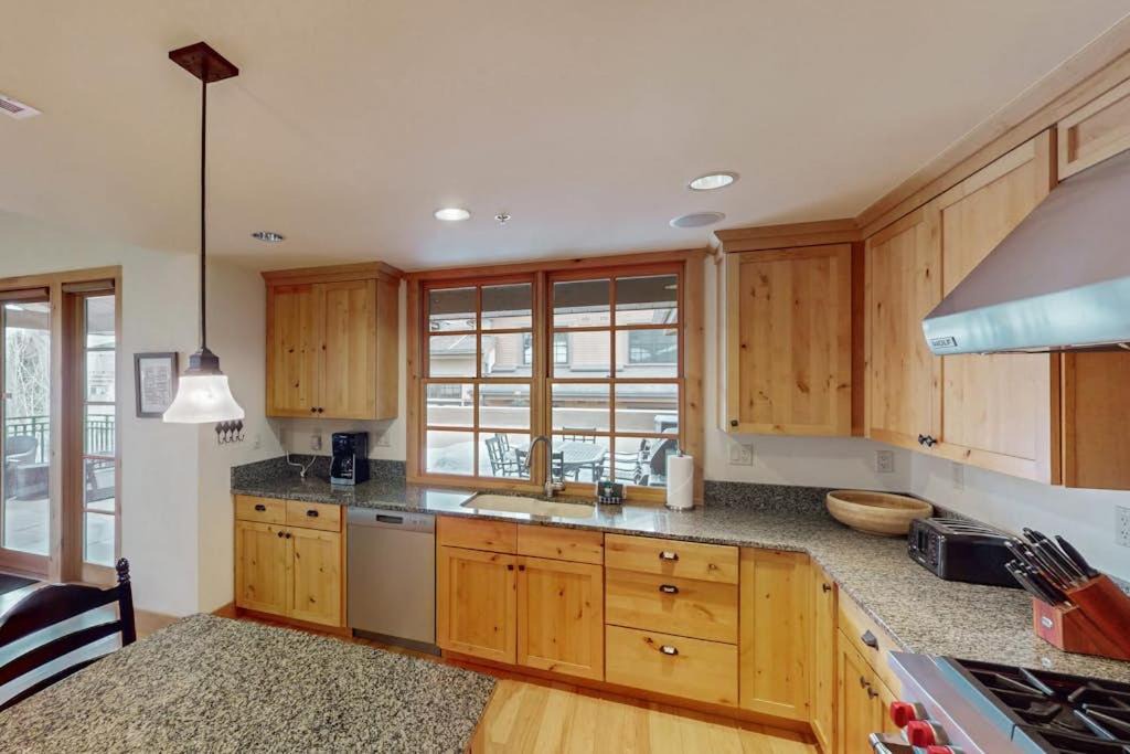 Photo of Kitchen in Elkhorn Village