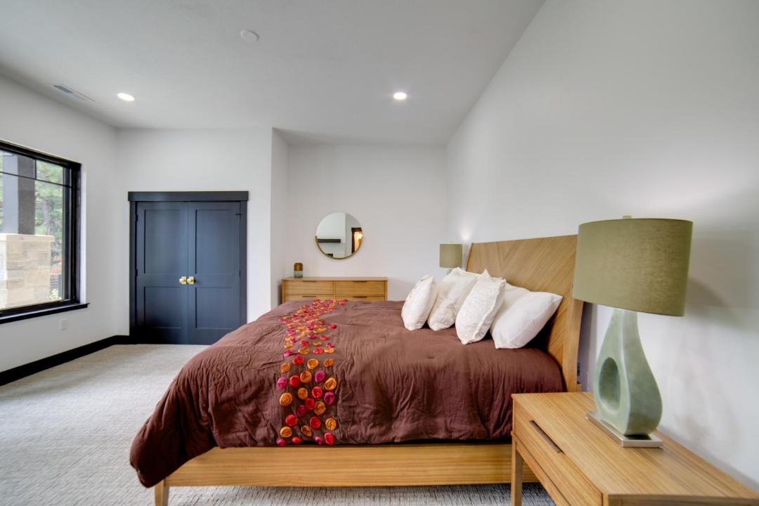 Photo of Bedroom in Tamarack Resort
