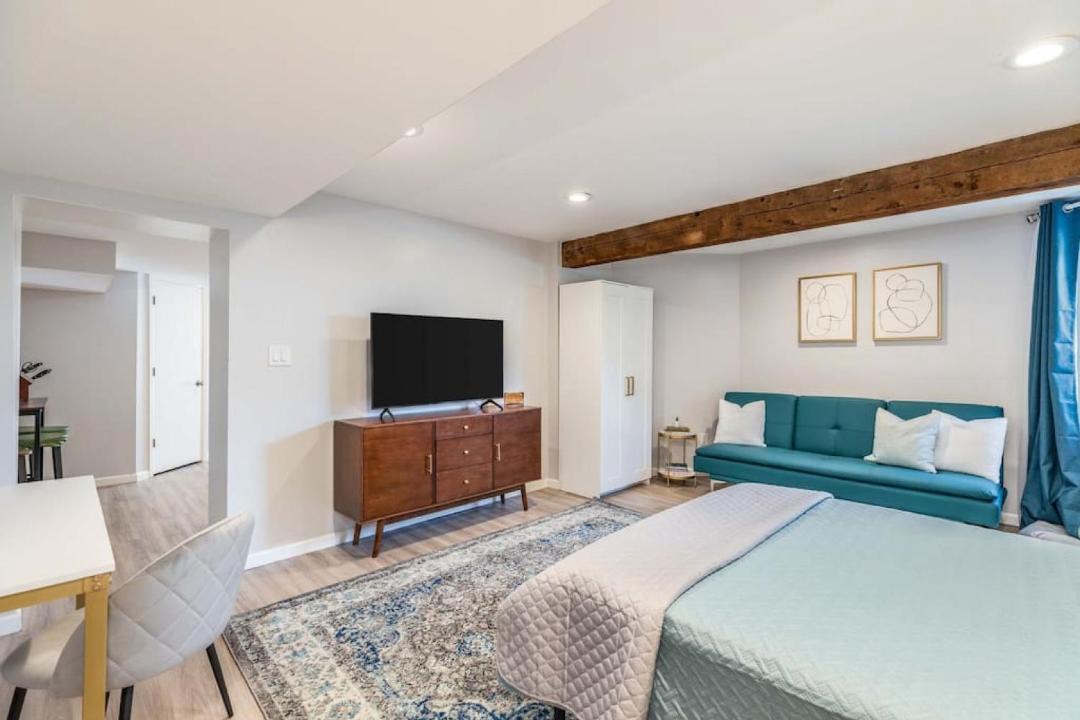 Photo of Bedroom in Lower Avenues