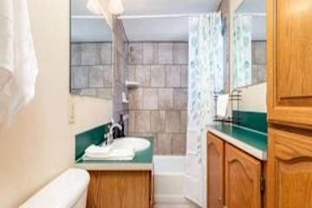 Photo of Bathroom in Lower Avenues