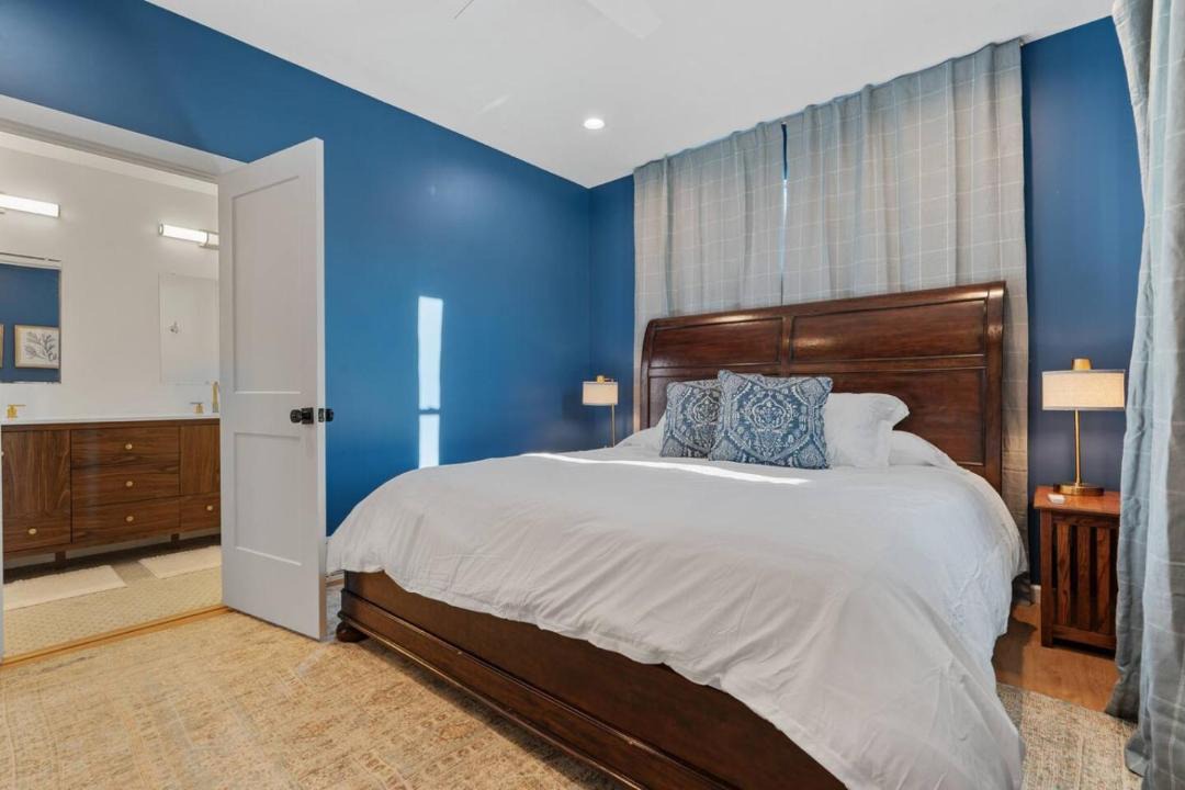 Photo of Bedroom in Sweetwater