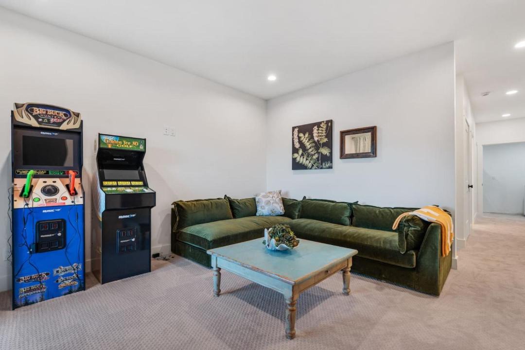 Photo of Livingroom in Sweetwater
