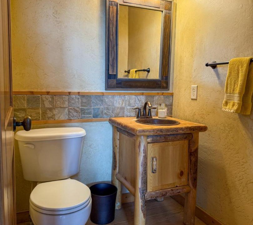 Photo of Bathroom in Cherimoya Hill
