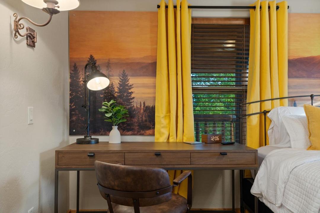 Photo of Bedroom in Cherimoya Hill