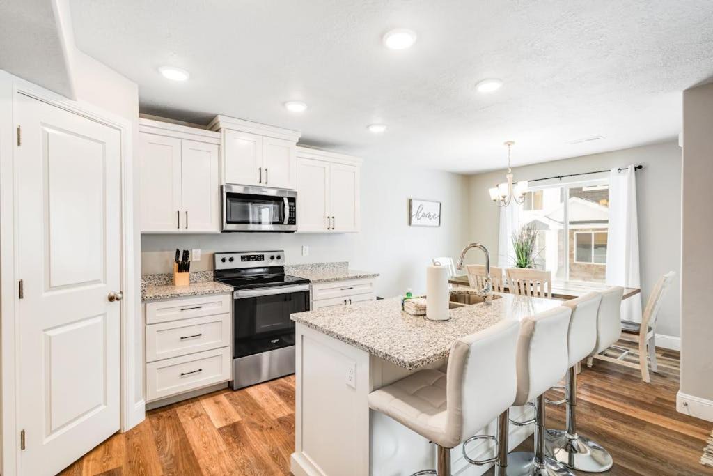 Photo of Kitchen in Garden City