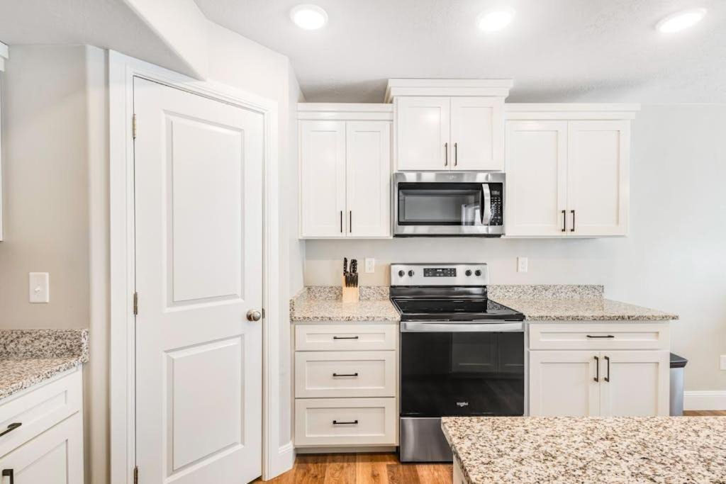 Photo of Kitchen in Garden City