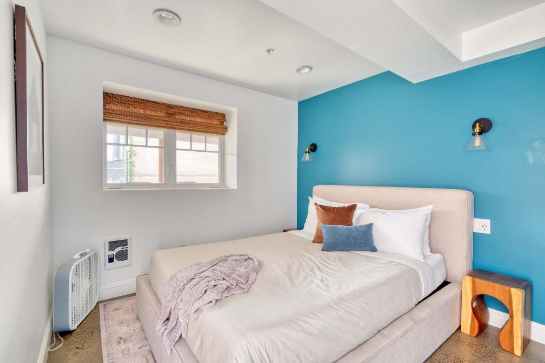 Photo of Bedroom in Nob Hill